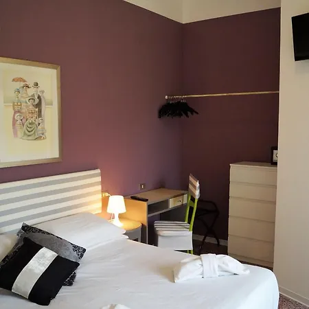 Adele Hotel